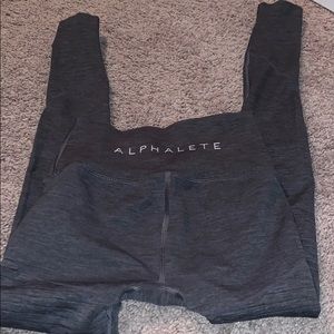 Alphalete gray leggings